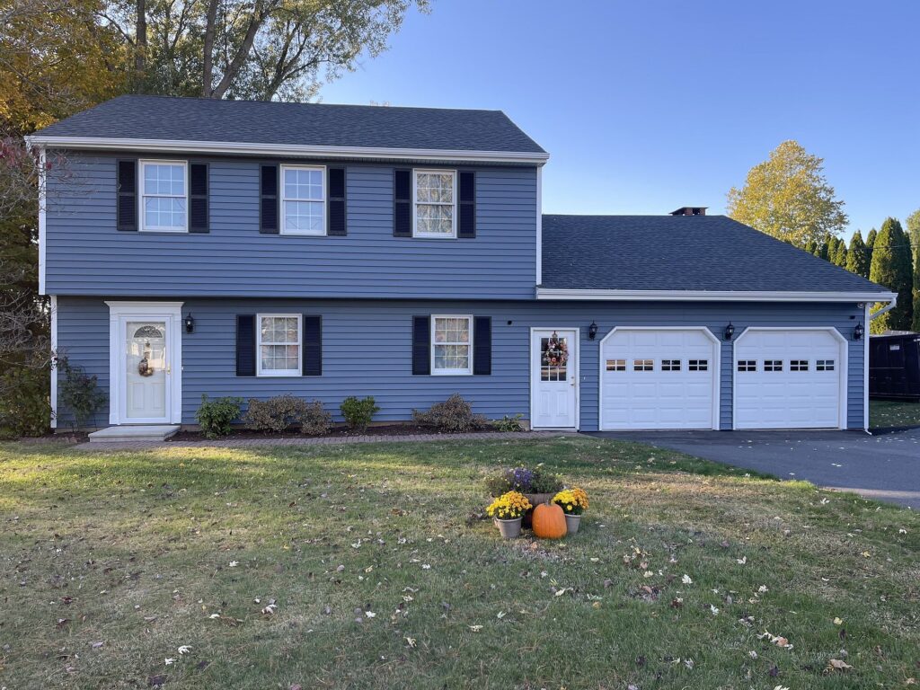 blue insulated vinyl siding installation in wallingford ct